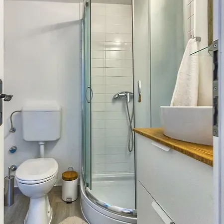 Apartment Lovely New Studio In The City Center 4**** Split