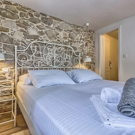Apartment Lovely New Studio In The City Center 4**** Split